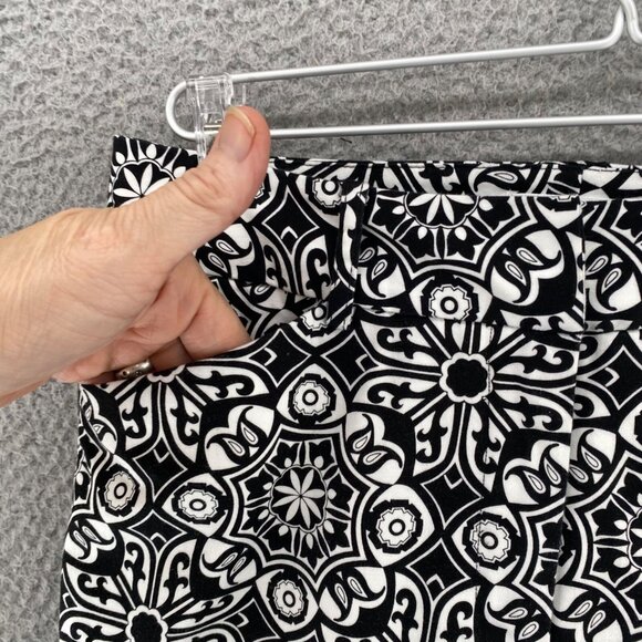 Talbots Pants Womens 8 Petite Black White Pattern Stretch Cropped Capri Vintage - Picture 5 of 12